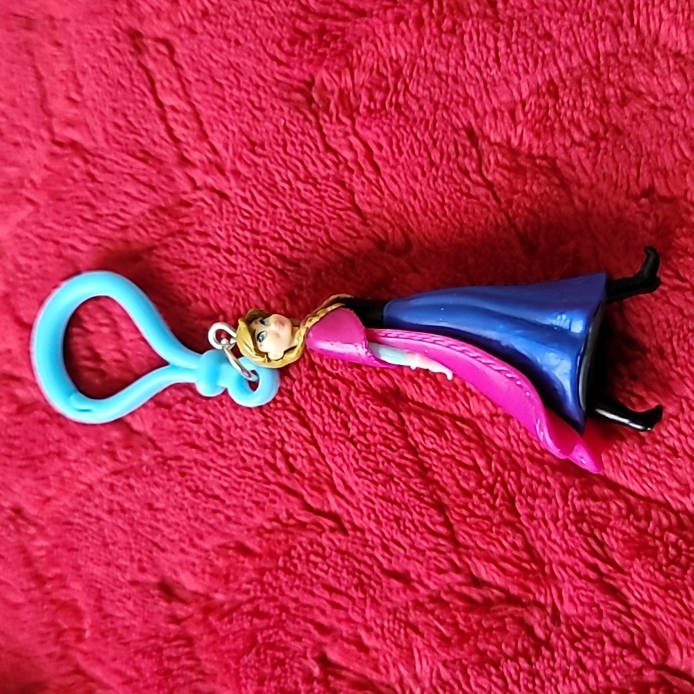 Disney Frozen Elsa Figurine KEYCHAIN (Loose)